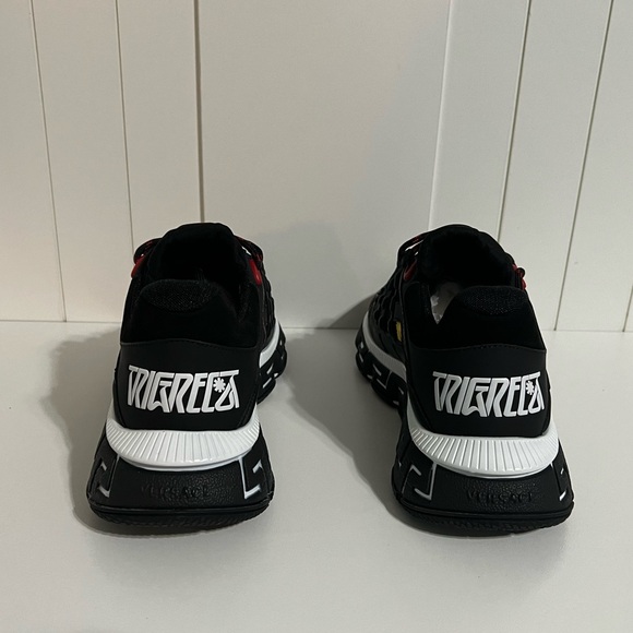 Versace Mens Sneaker - Picture 4 of 10